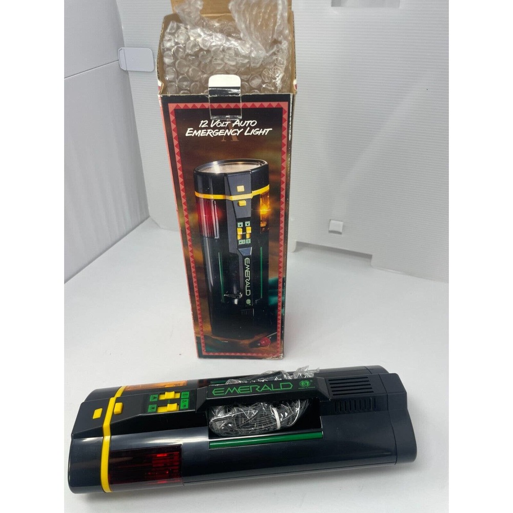 Emerald 12 Volt Emergency Auto Light Battery Operated Lantern Light Worklight